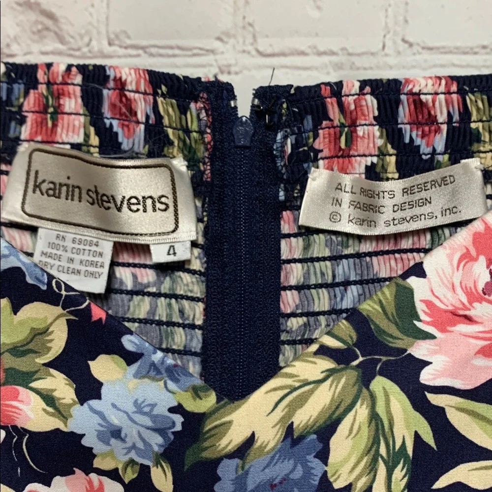 NEW Vintage Karin Stevens Black Floral Cottagecore Smocked Dress Size 4 - Picture 5 of 8